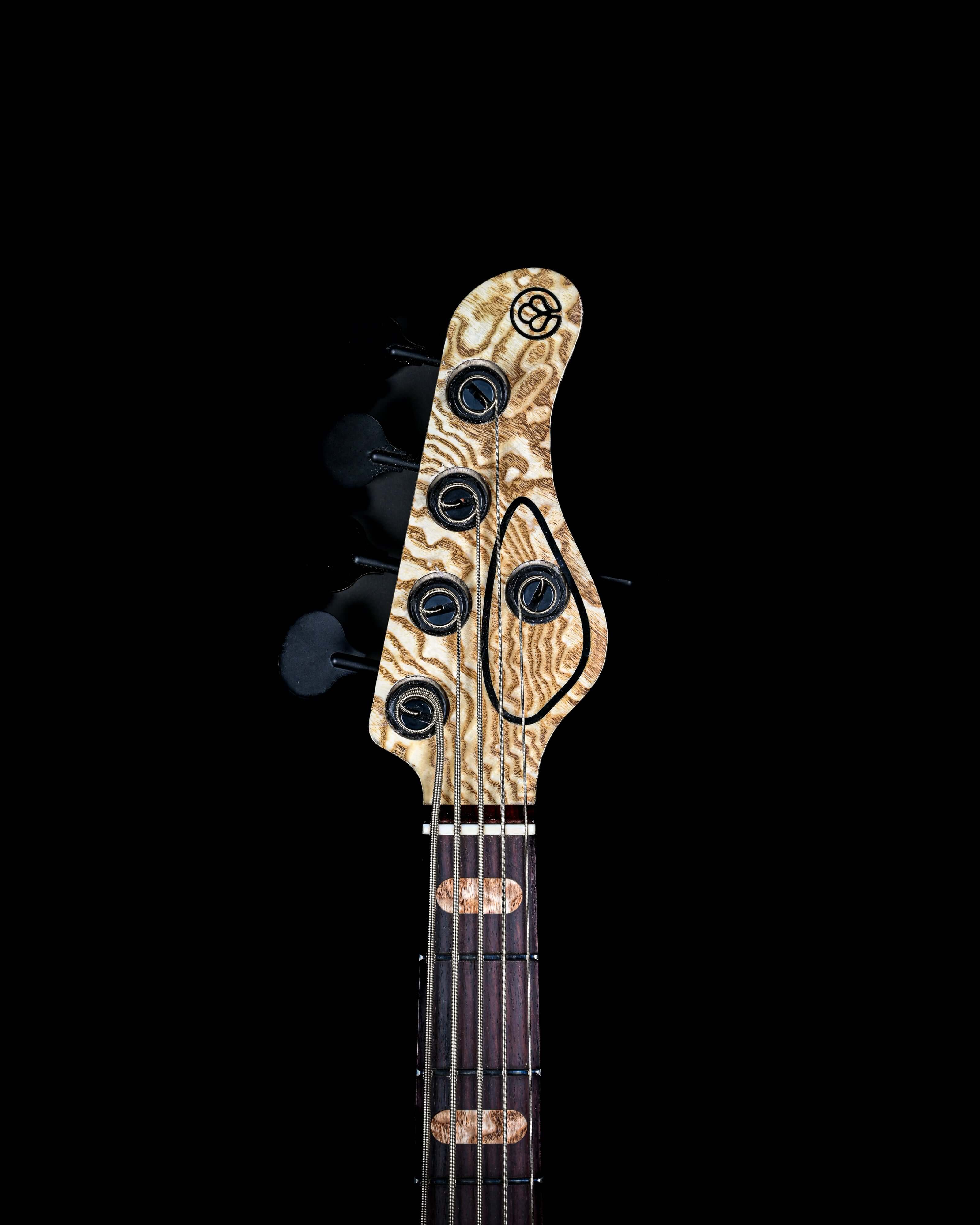 Marē 5 - Masterbuilt 贝斯琴头,Belforti 定制精品高端设计