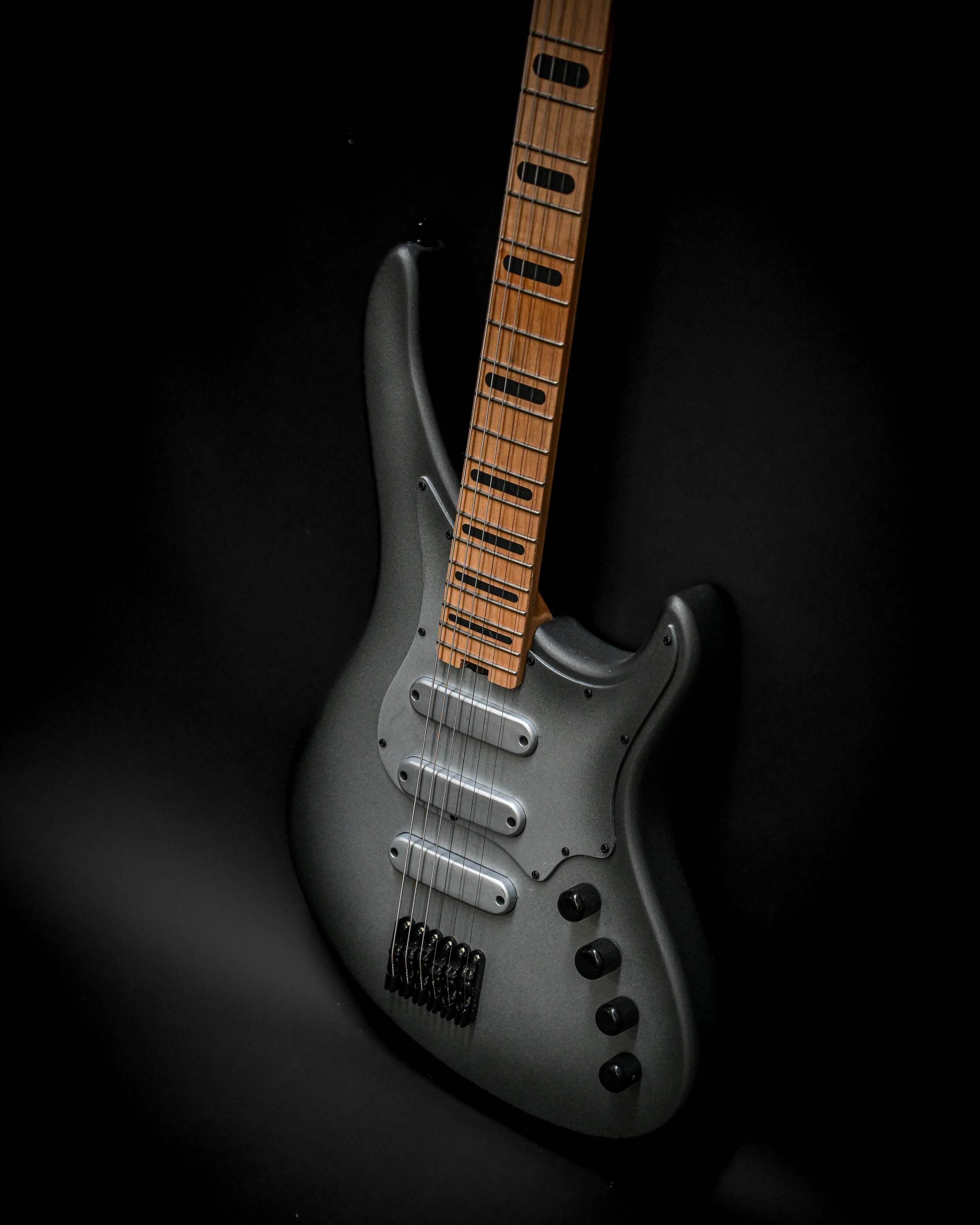 Custom electric guitar Sarā 6 - Essential, part of Belforti’s Essential Series for professional-grade tone and playability.