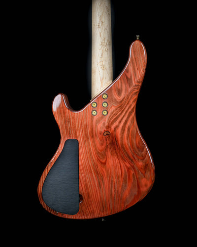 Marē 4 - Signature bass guitar back view by Belforti, showcasing custom boutique high-end luxury craftsmanship.