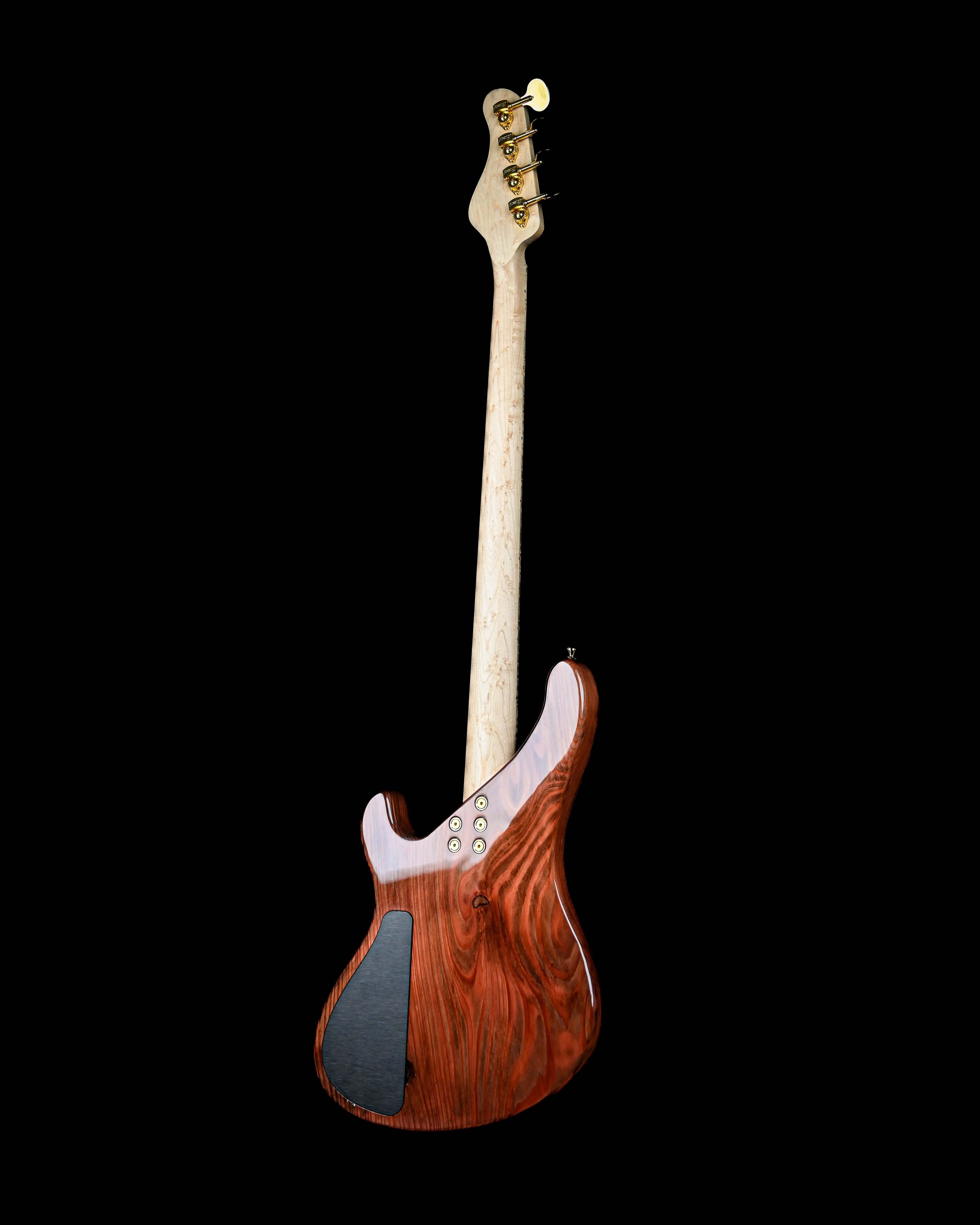Back view of Marē 4 - Signature bass guitar by Belforti, showcasing custom high-end boutique design.