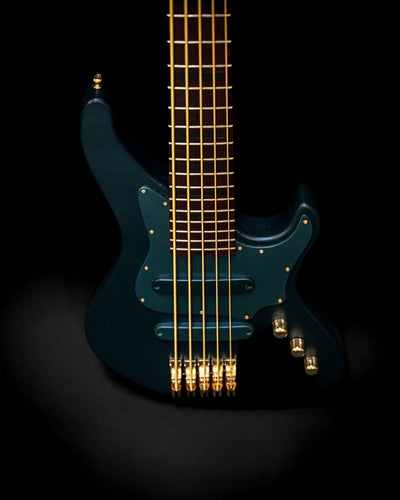 Belforti Marē 5 - Essential bass guitar showcasing sleek design and high-quality materials from the Essential Series.