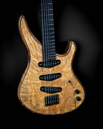 Sarā 6——Belforti 标志性的高端定制精品电吉他，采用精密工艺与顶级材料精心打造。