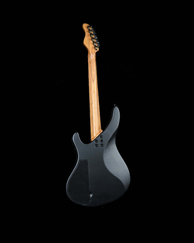 Sarā 6: guitarra eléctrica boutique de Belforti, un modelo personalizado de alta gama de la serie Essential que destaca por su sencillez y su sonido.