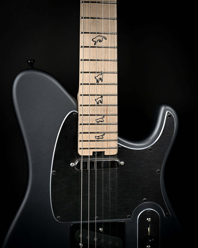 Konē 6 - Essential boutique electric guitar by Belforti, featuring custom high-end design and quality tonewoods for professionals.