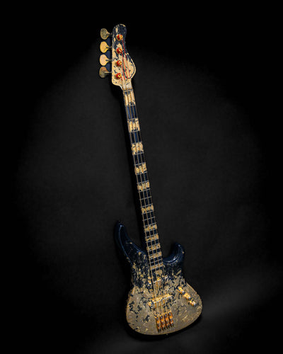 Marē 4 - Essential bass guitar by Belforti, custom boutique high-end luxury instrument from the Essential Series collection.