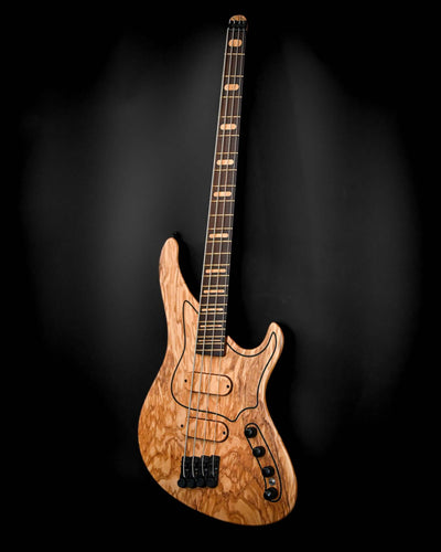 Belforti Marē 4HL/SS: bajo Masterbuilt fabricado con maderas de primera calidad y herrajes a medida para un rendimiento superior.