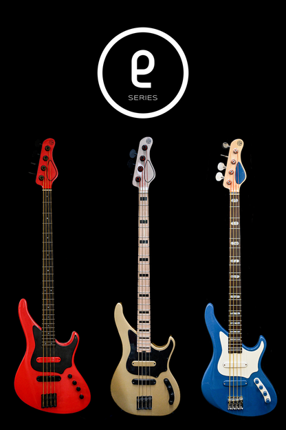 Série E - Basse - Custom. Trois guitares basses colorées sur fond noir, présentant des designs et des finitions uniques de Belforti Instruments.